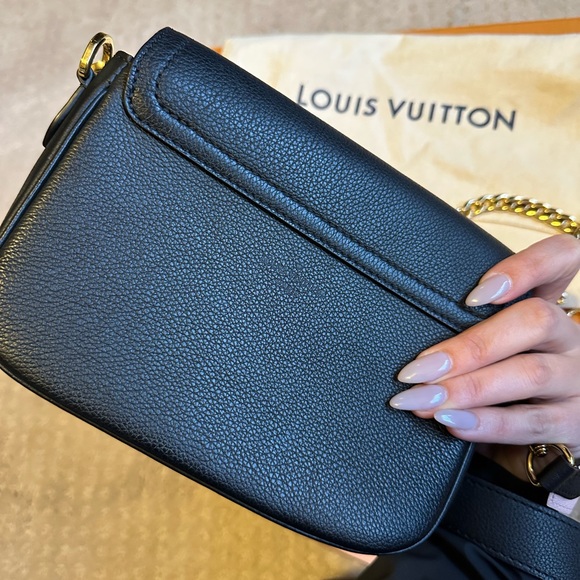 LOUIS VUITTON LOCKME TENDER - Picture 4 of 11